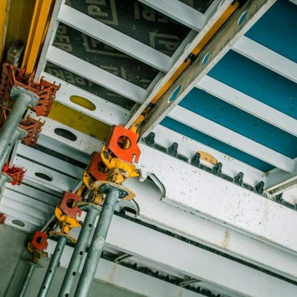 img_5DSR1780_web_1000